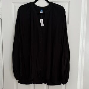 Old Navy Women’s Black Button-Down Blouse